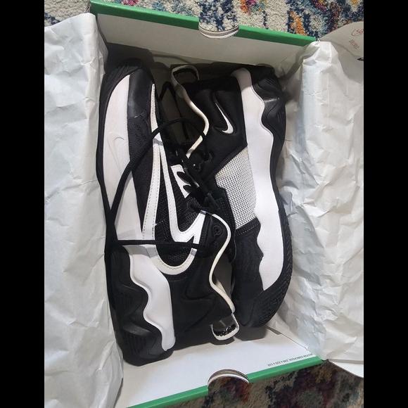 Nike Giannis Immortality 3 Basketball DZ7533 003 Men's 10 - Picture 4 of 10